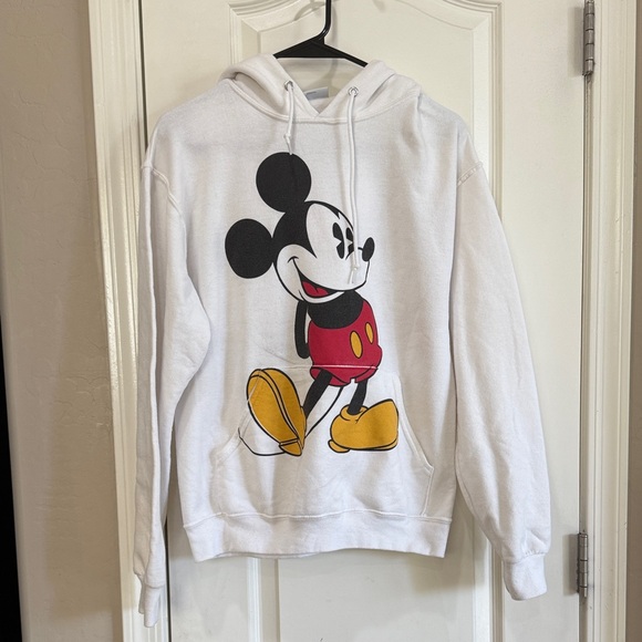 Disney Tops - Disney White Mickey Mouse Hoodie / G30